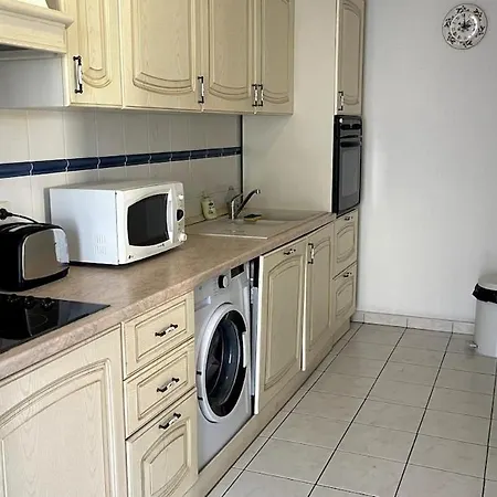 T3 - 6 Pers Centre Appartement Fréjus