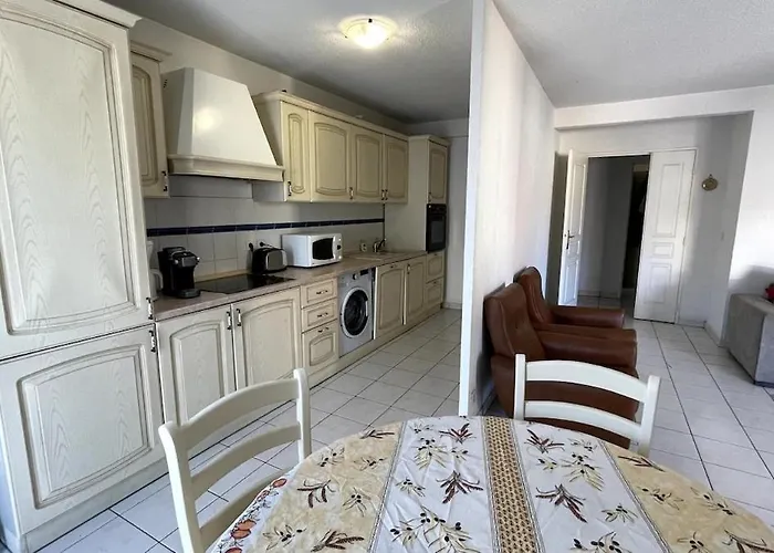 T3 - 6 Pers Centre * Fréjus