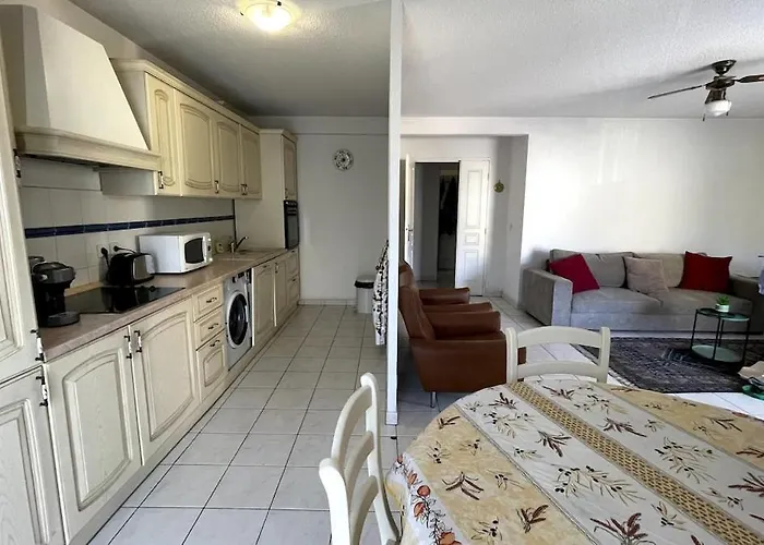 T3 - 6 Pers Centre * Fréjus